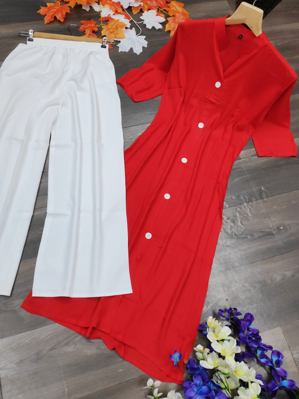 Soothing Off-White Rayon Kurti with Palazzo Set β¨